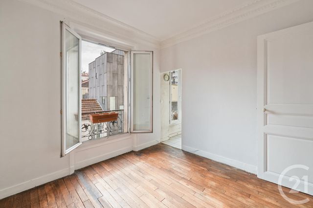 Appartement F2 à vendre - 2 pièces - 32.8 m2 - PARIS - 75013 - ILE-DE-FRANCE - Century 21 Olympiades