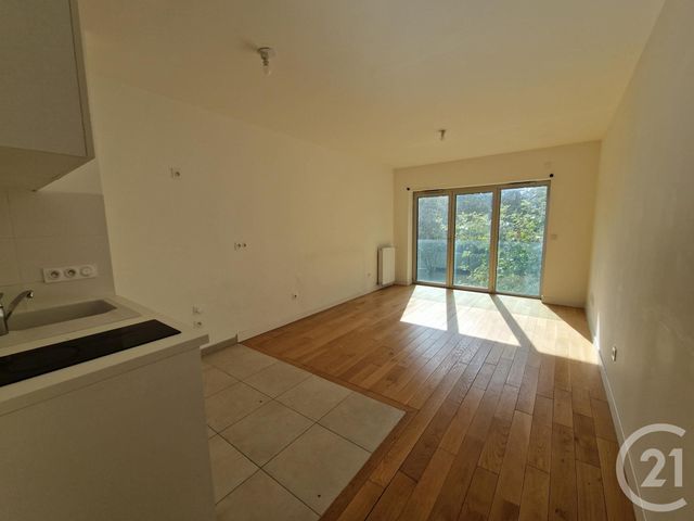 Appartement F1 à vendre - 1 pièce - 27.35 m2 - PARIS - 75013 - ILE-DE-FRANCE - Century 21 Olympiades