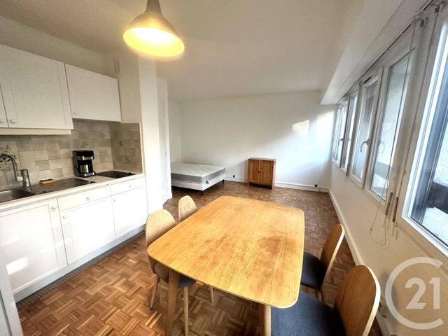 Appartement F1 à louer - 1 pièce - 28.8 m2 - PARIS - 75013 - ILE-DE-FRANCE - Century 21 Olympiades