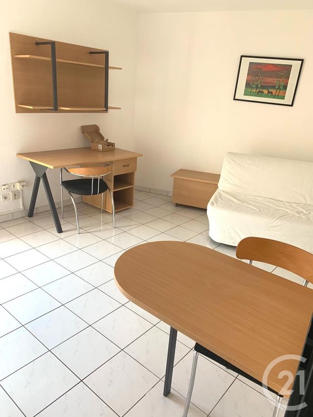 Appartement F1 à louer - 1 pièce - 22.94 m2 - PARIS - 75013 - ILE-DE-FRANCE - Century 21 Olympiades